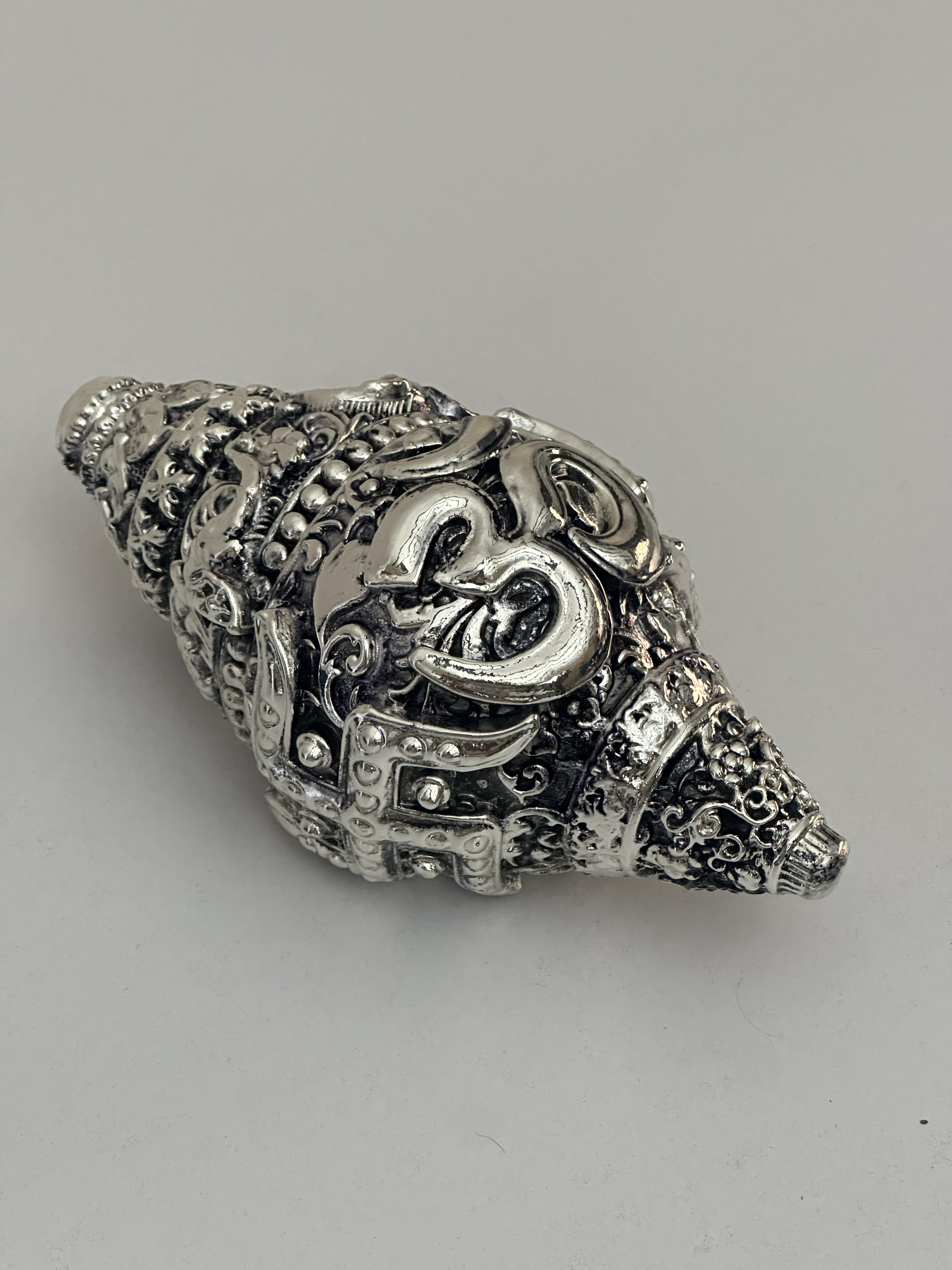 Pure Silver Om Shankh